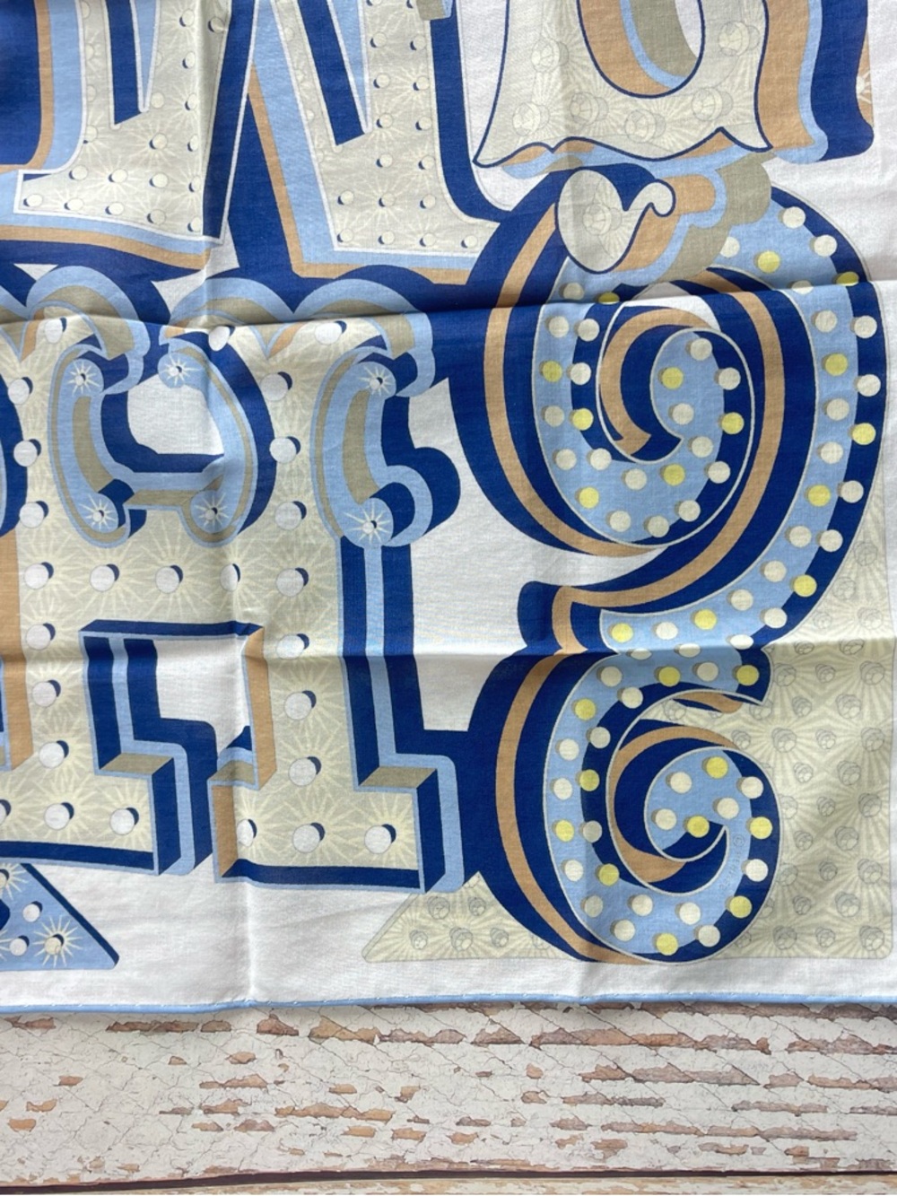 Hermes Electrique 45cm Silk Scarf - Dimitri Rybaltchenko Like New Authentic - Picture 9 of 14